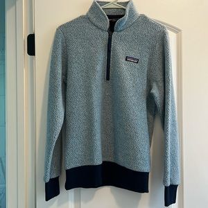 Patagonia half zip pull over